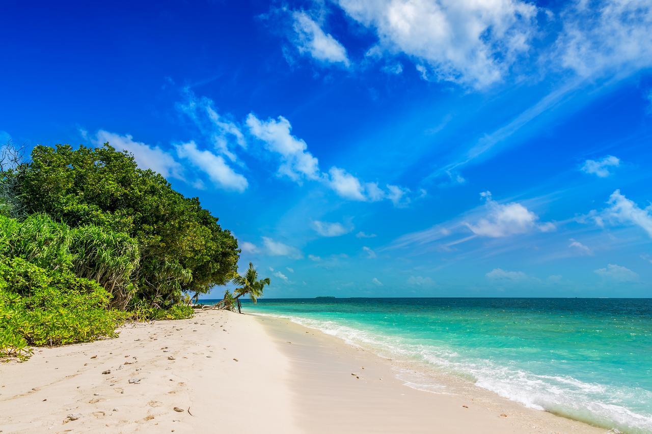 Kiha Beach Hotel Dharavandhoo Bagian luar foto