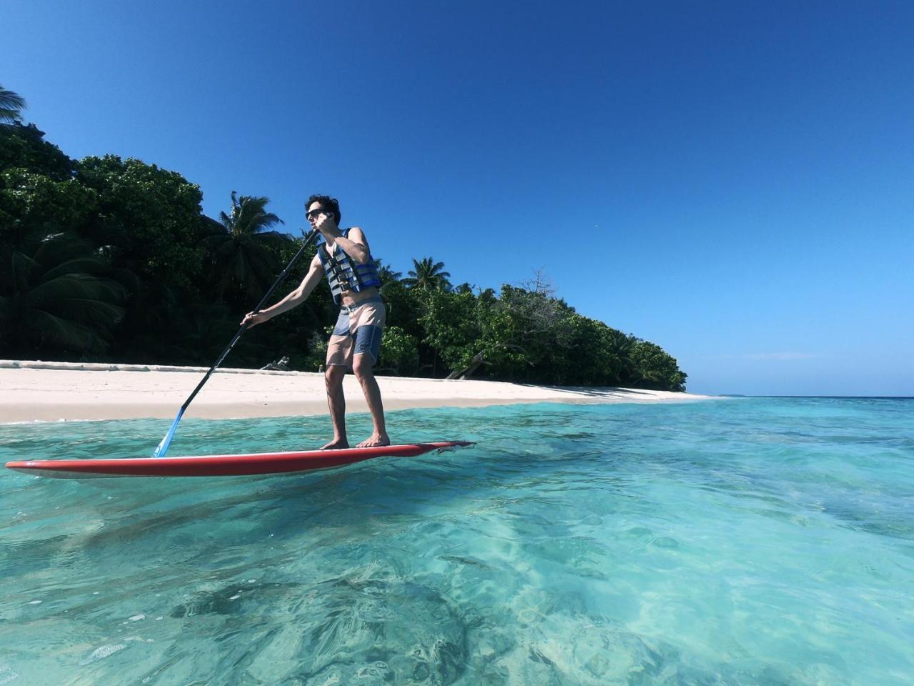 Kiha Beach Hotel Dharavandhoo Bagian luar foto