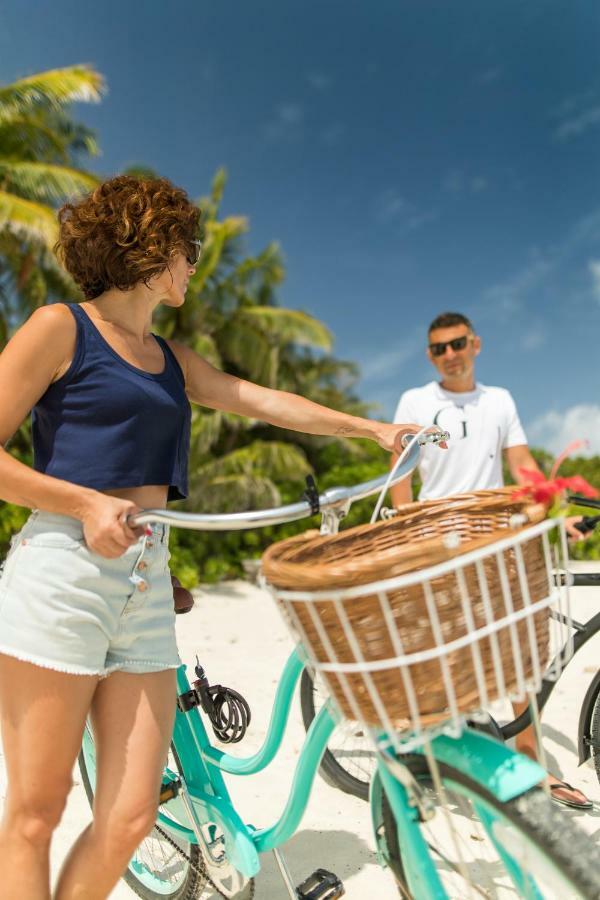 Kiha Beach Dharavandhoo Bagian luar foto